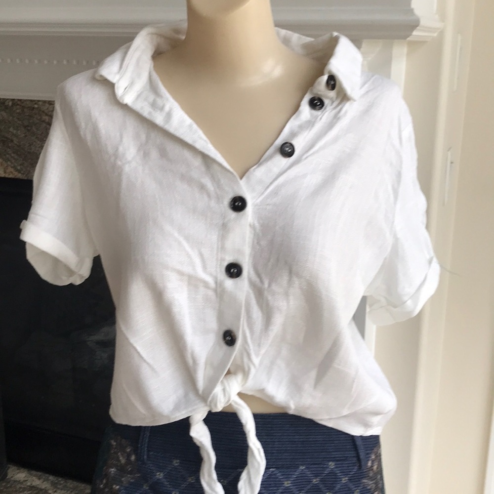 Lost + wonder cropped white tie blouse L
